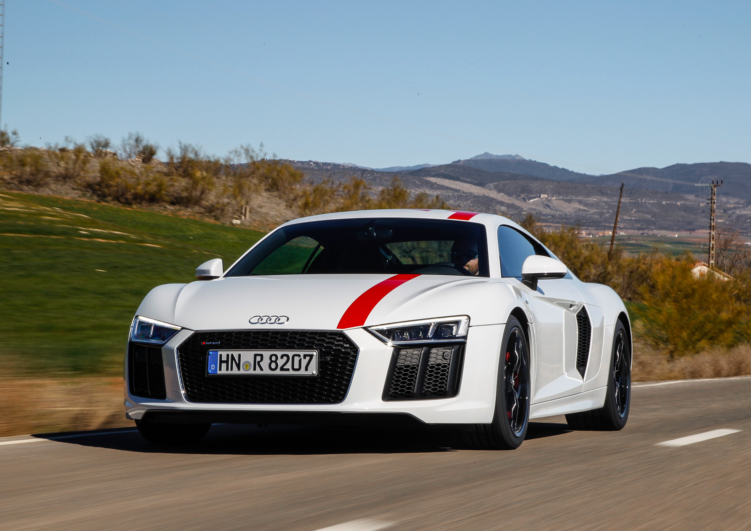 Audi R8 RWS - front