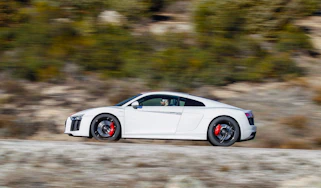 Audi R8 RWS - side