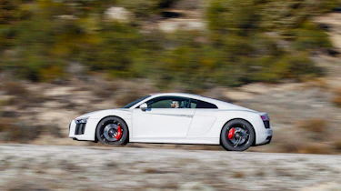 Audi R8 RWS - side