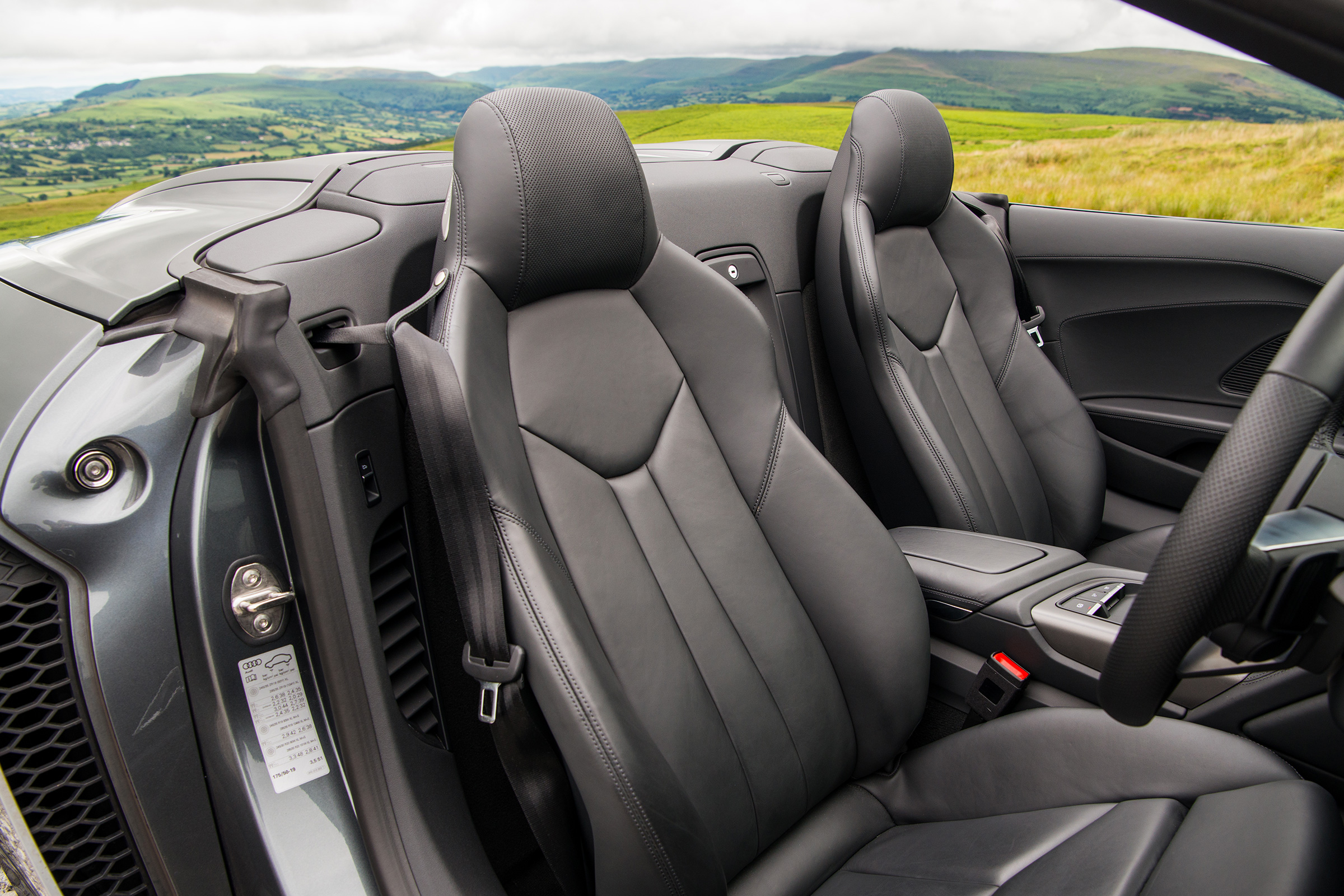 Audi R8 Spyder – cabin