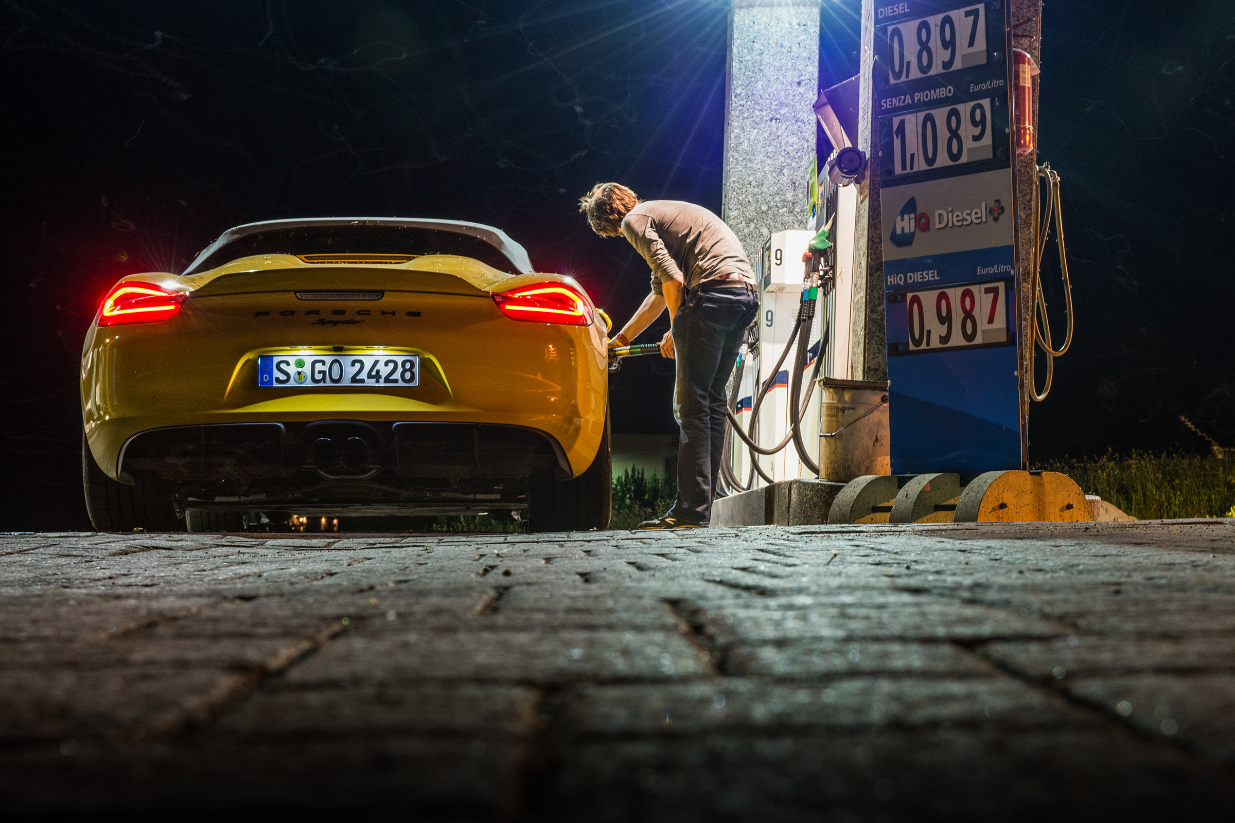Porsche Boxster Spyder - fill