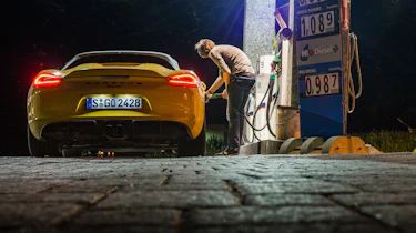 Porsche Boxster Spyder - fill
