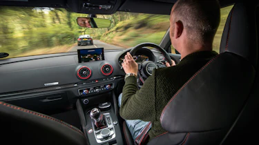Audi RS 3 vs M2 - interior RS 3