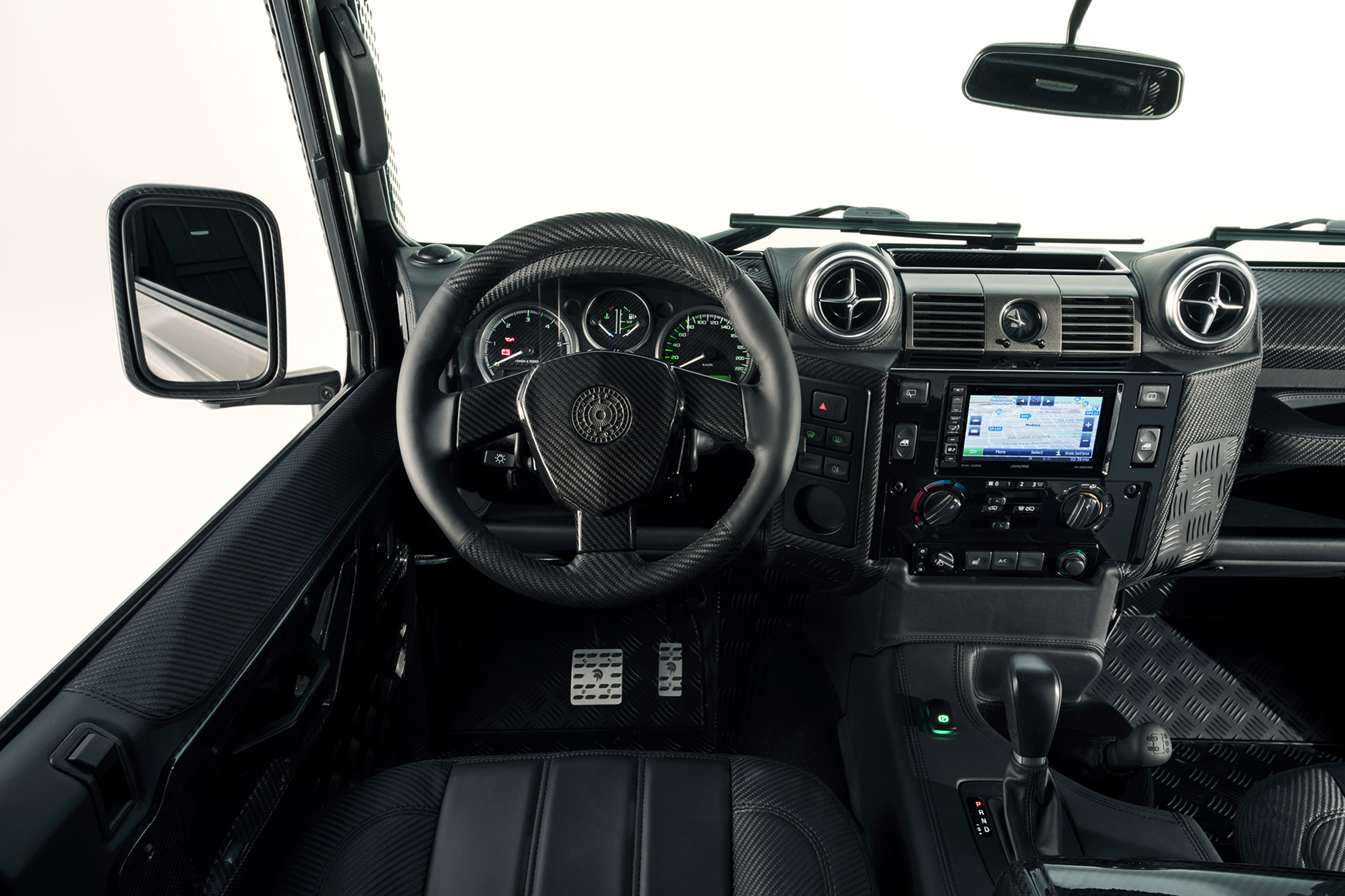Ares Land Rover Defender - steering wheel