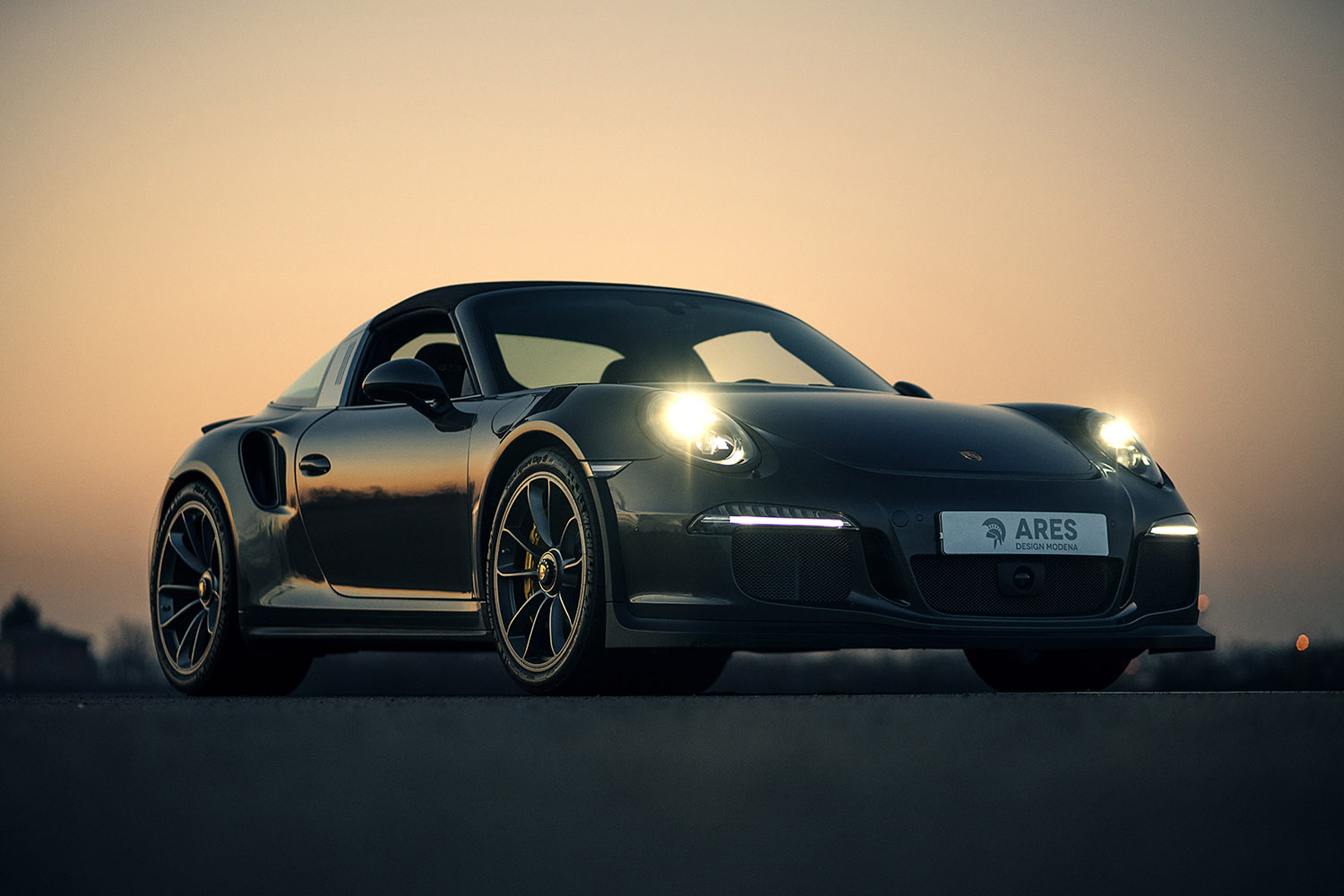 Ares Porsche 964 Targa - front quarter
