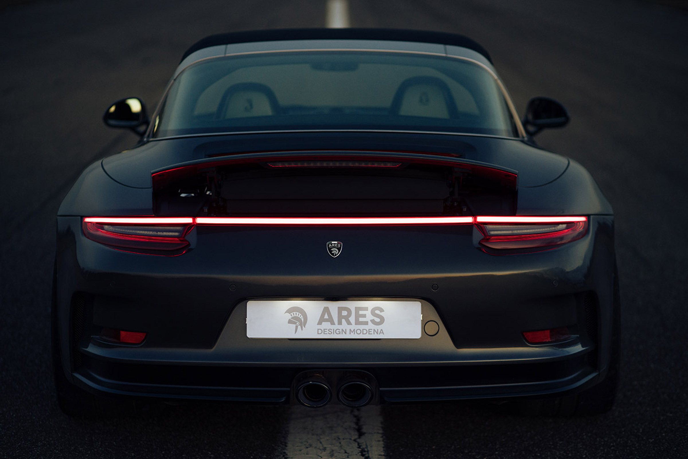 Ares Porsche 964 Targa - rear