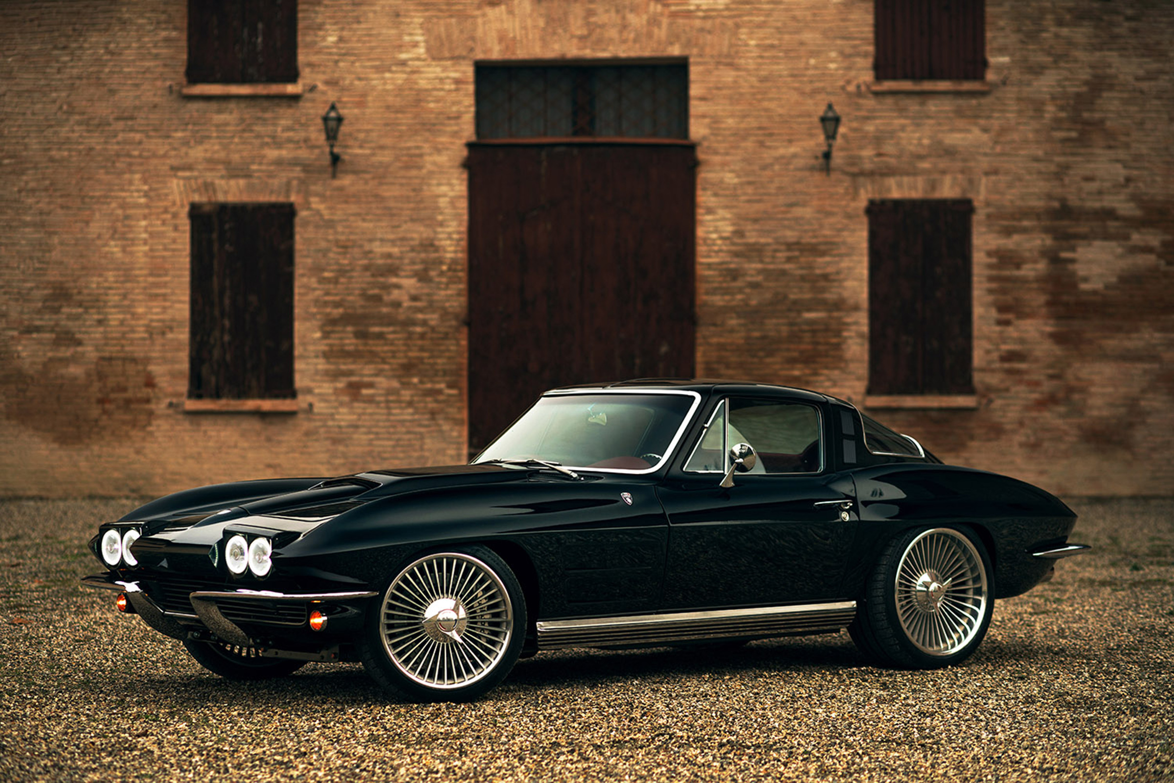 Ares Corvette Stingray - side