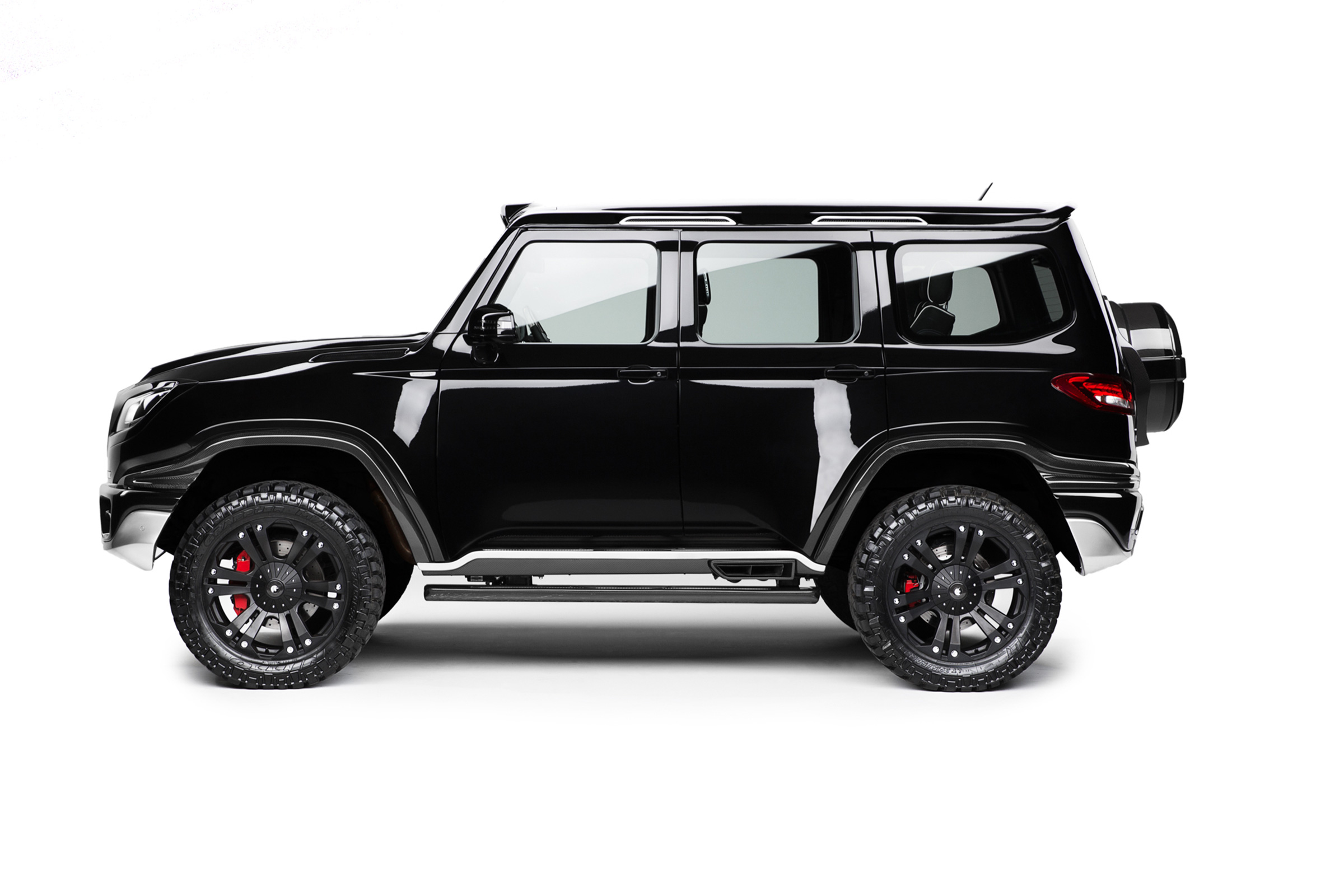 Ares X-Raid – side