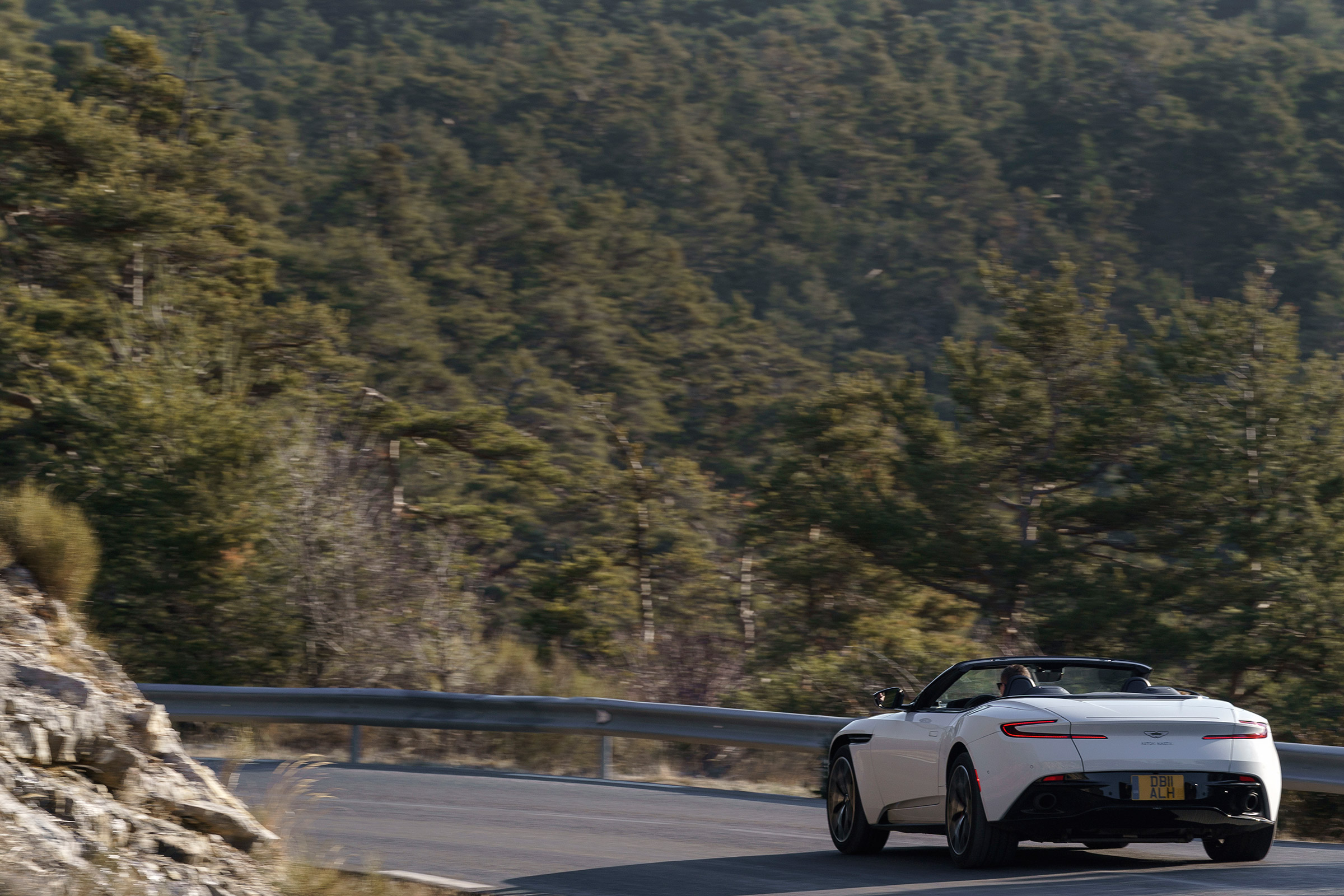 Aston Martin DB11 Volante - rear