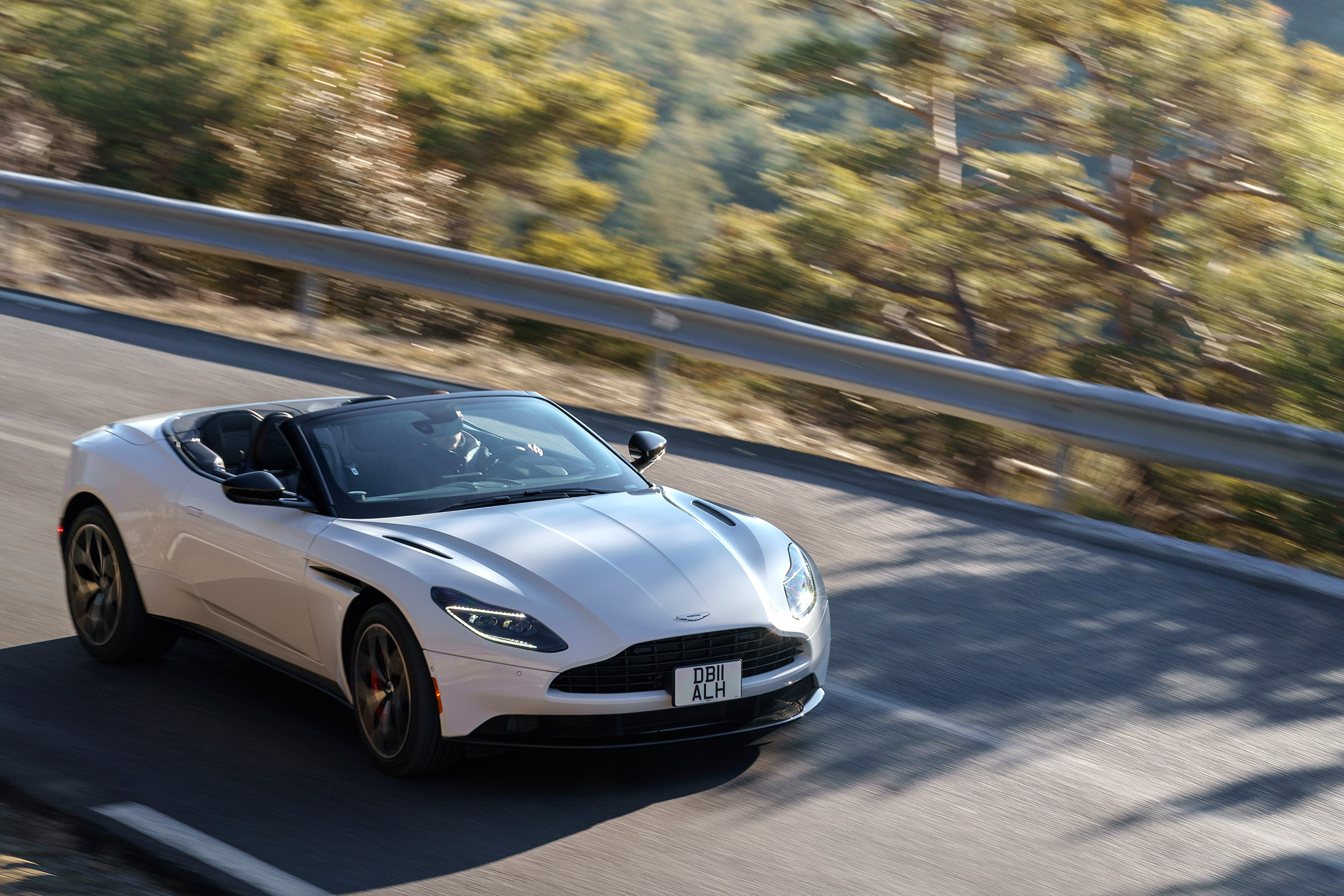 Aston Martin DB11 Volante - driving