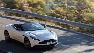 Aston Martin DB11 Volante - driving