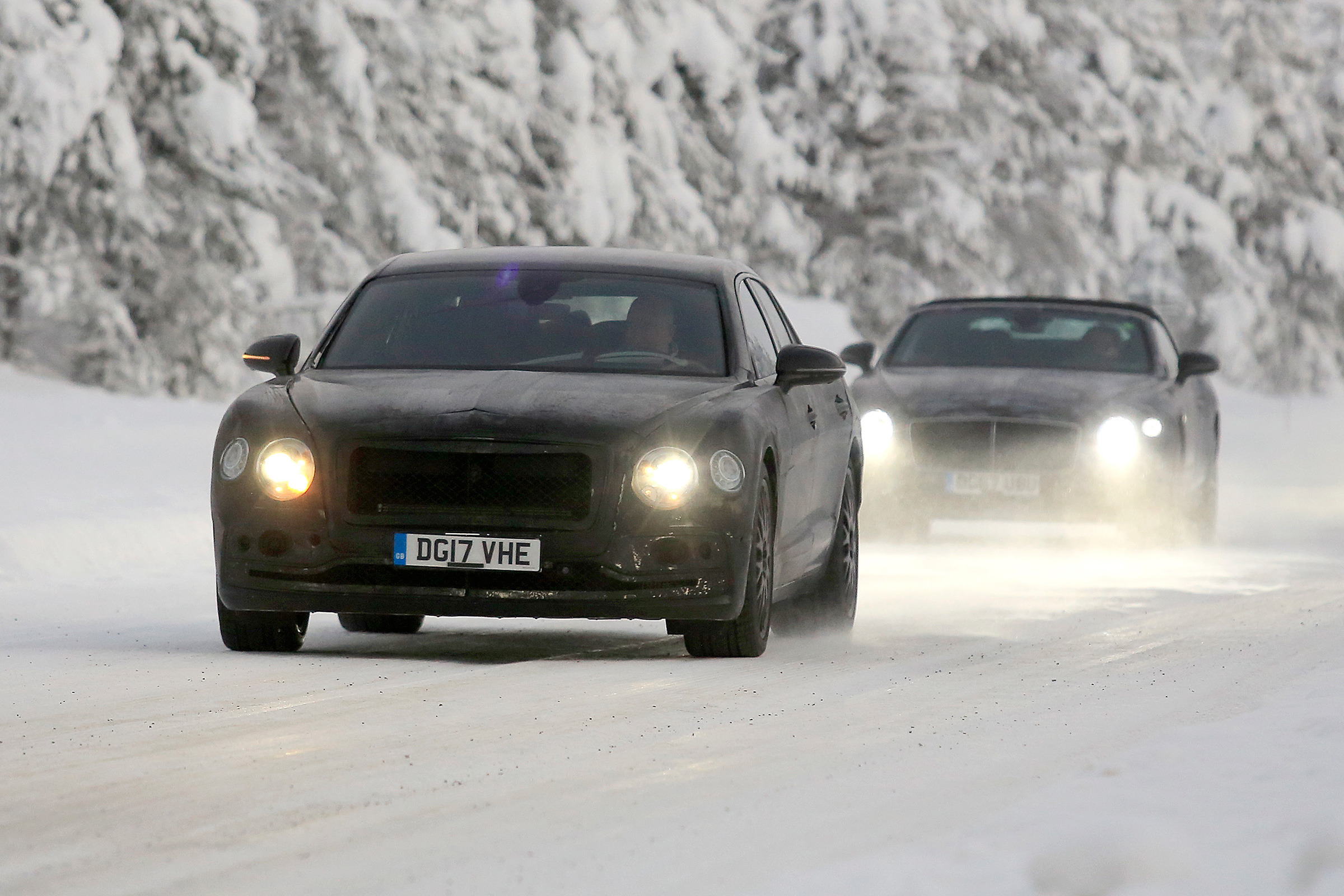 Bentley Flying Spur spied – front