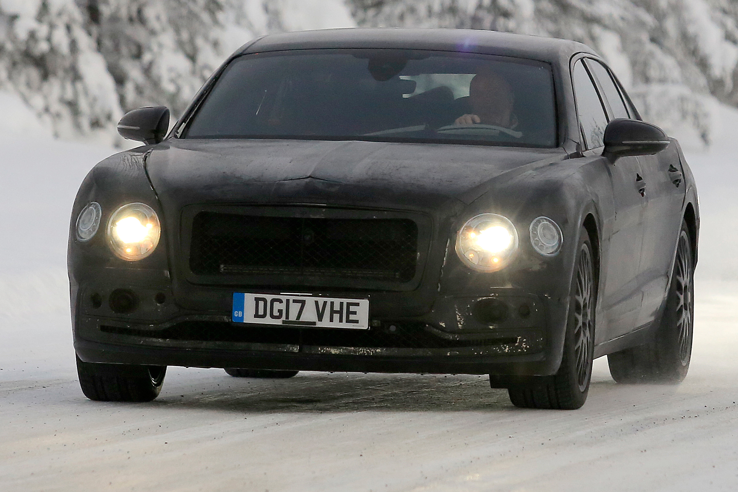 Bentley Flying Spur spied – front