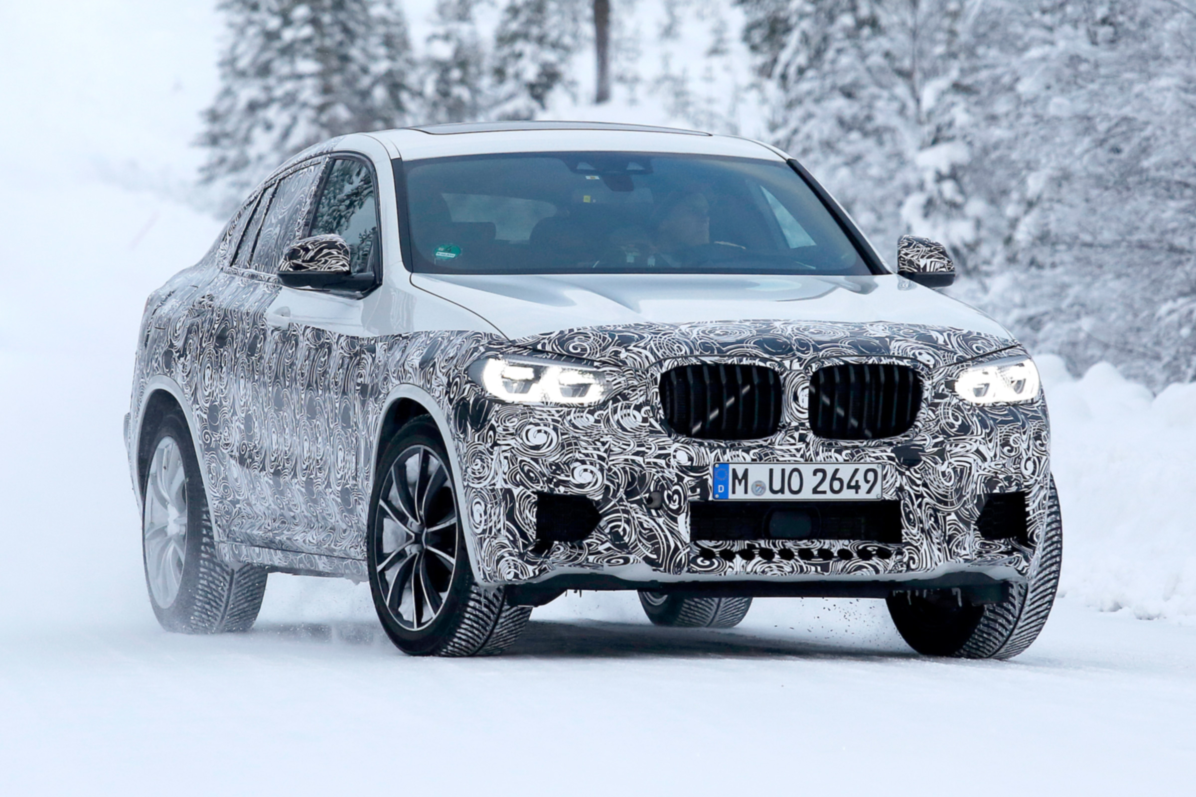 BMW X4 M development car - Front