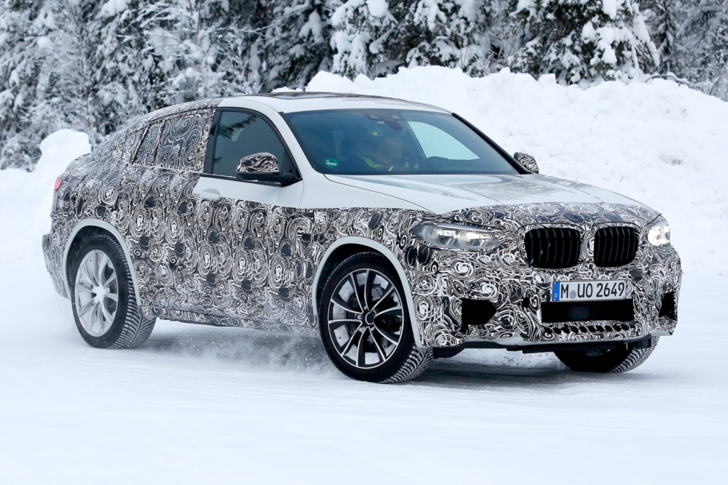 BMW X4 M development car - Front