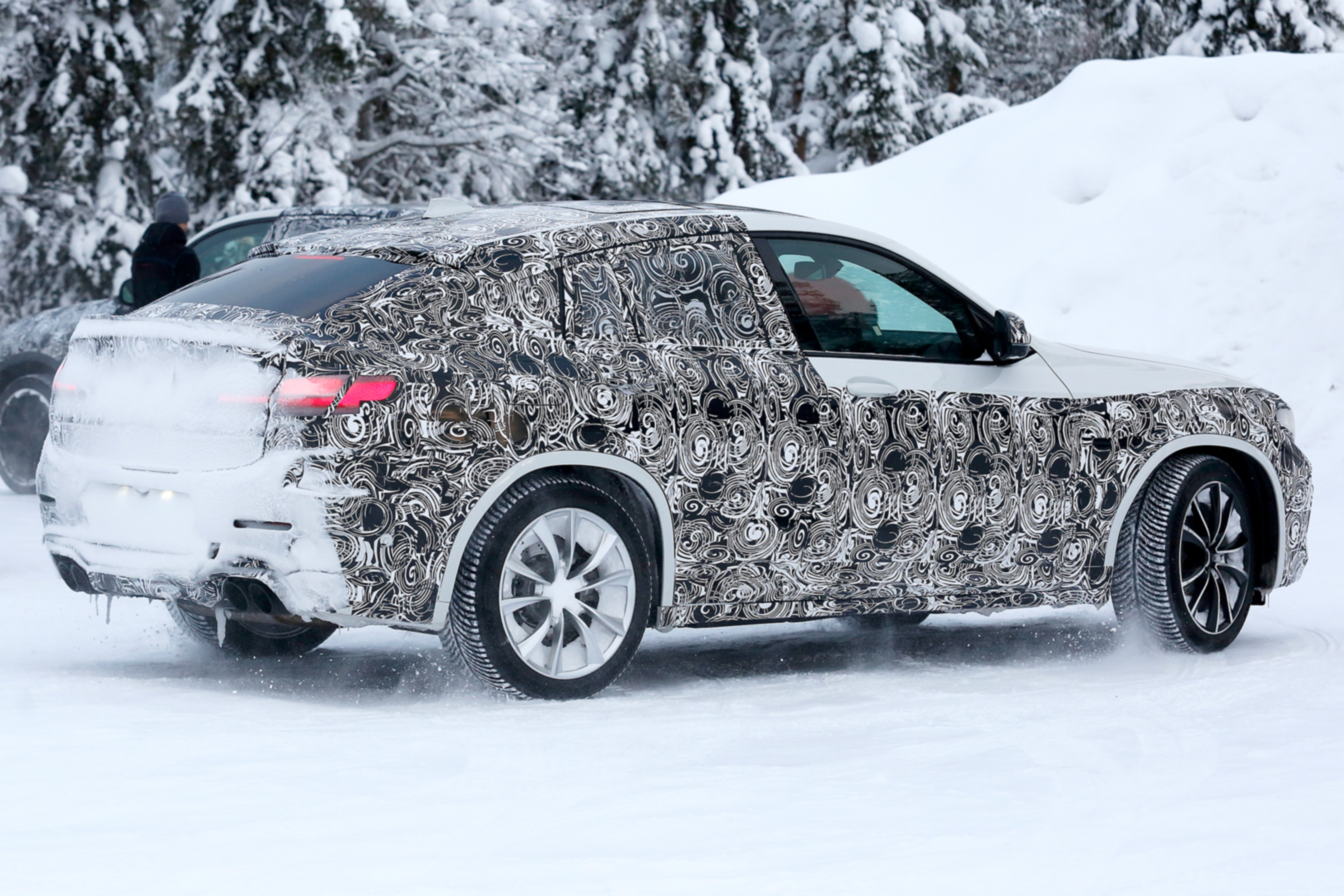 BMW X4 M development car - Rear