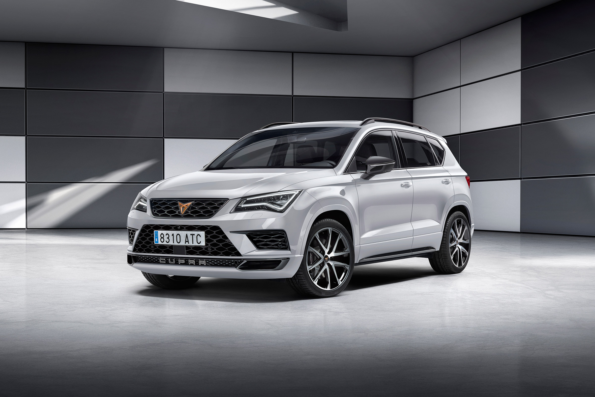 Cupra Ateca - front quarter