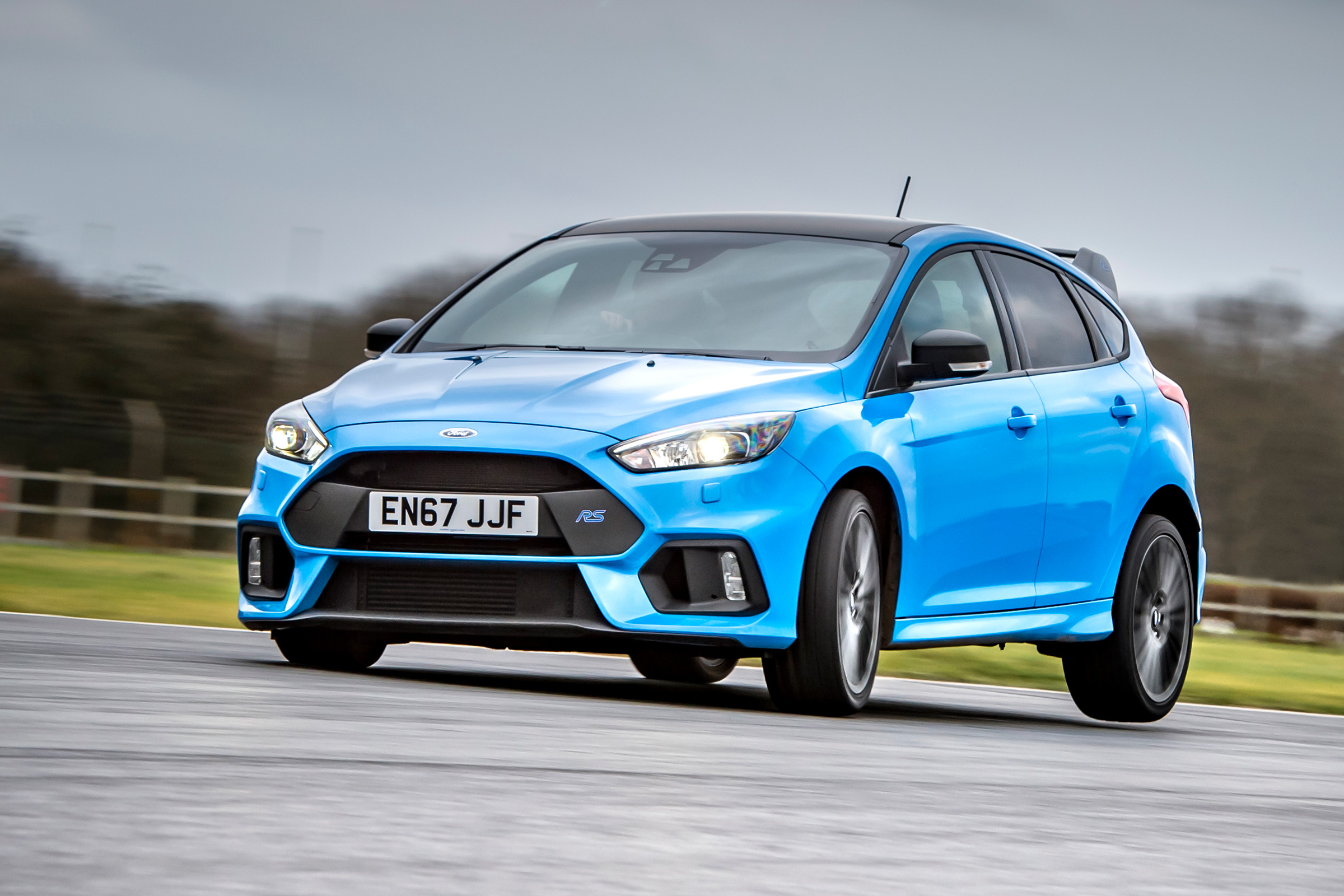 Ford Focus RS Edition – front quarter