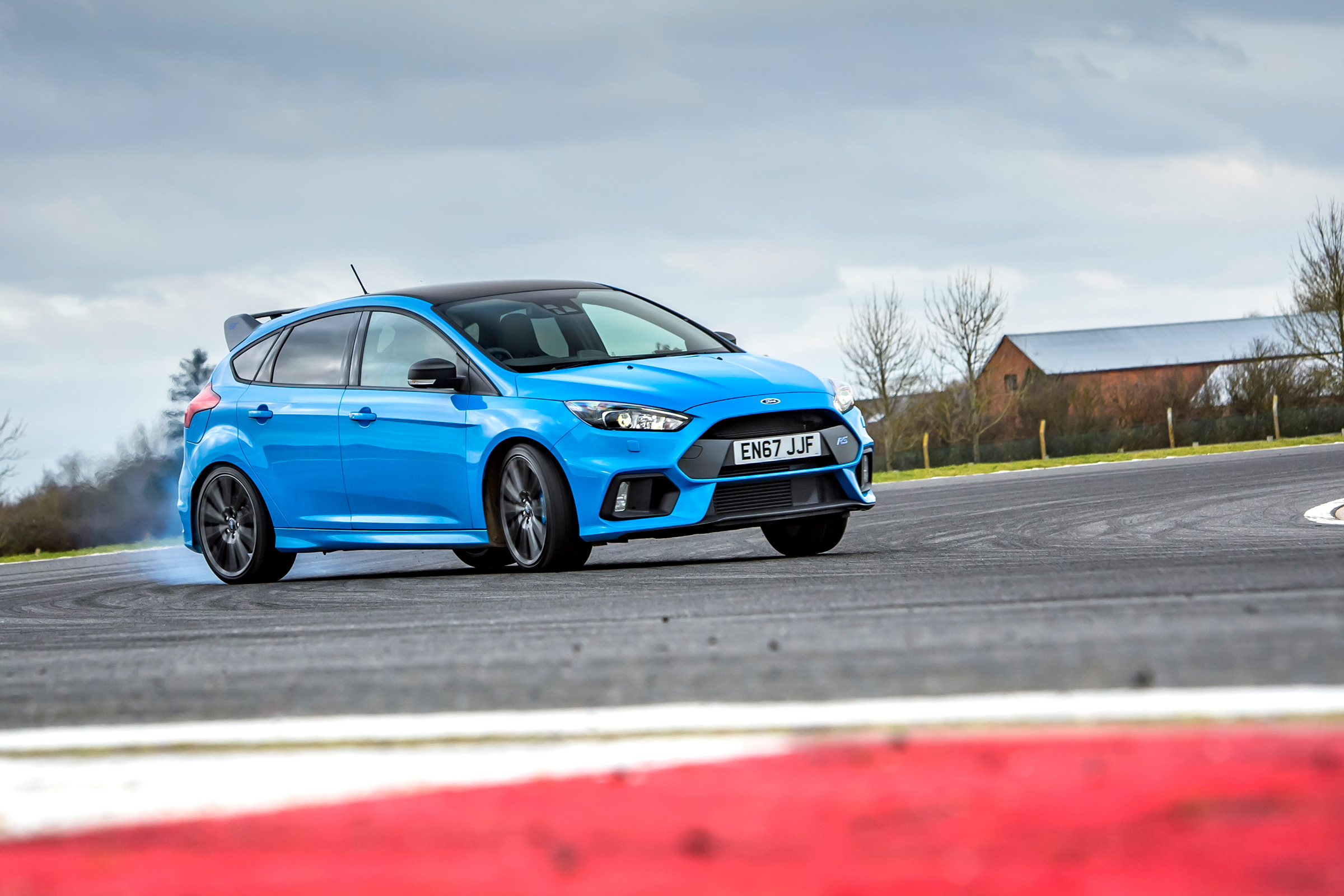 Ford Focus RS Edition – side