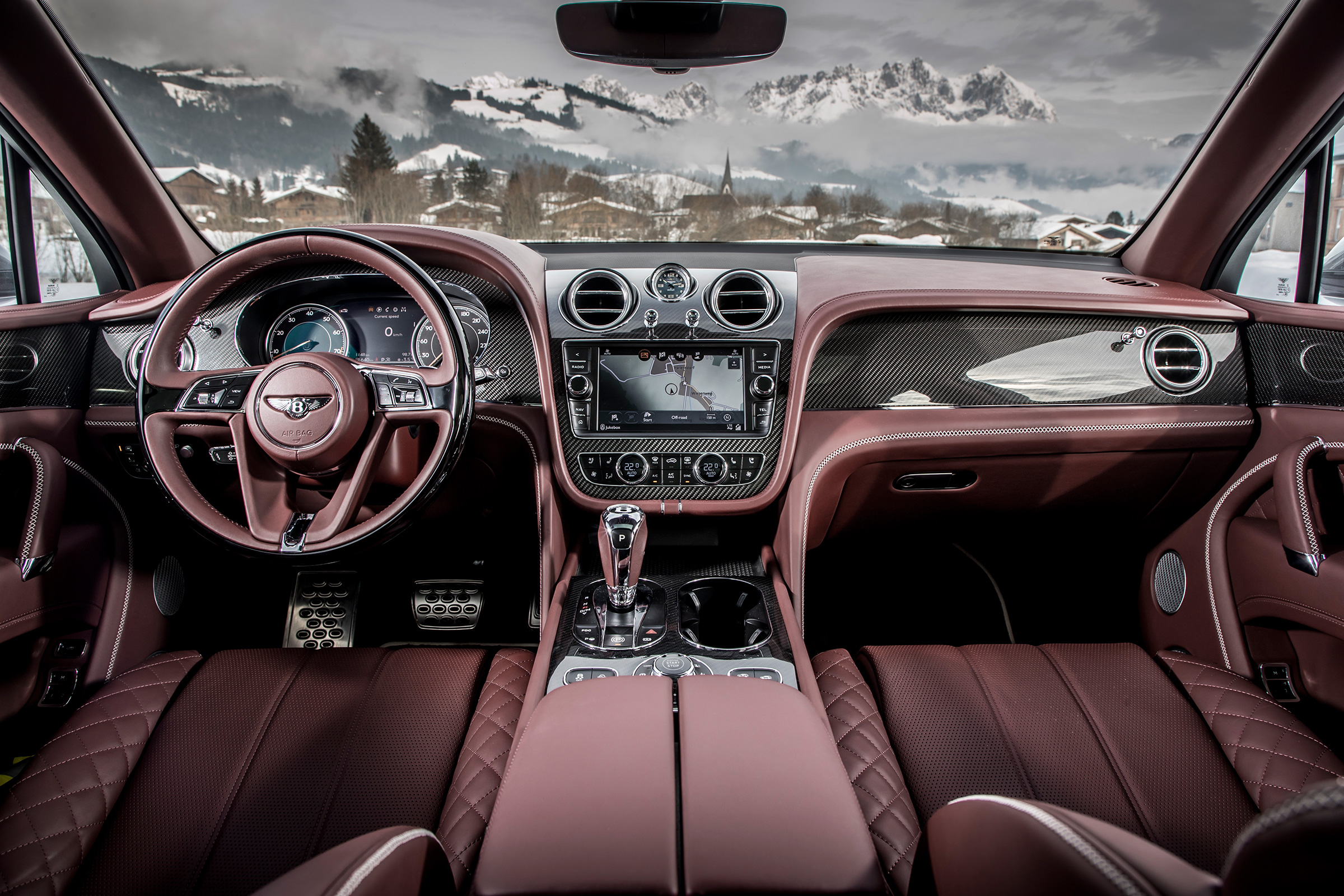 Bentley Bentayga V8 – interior