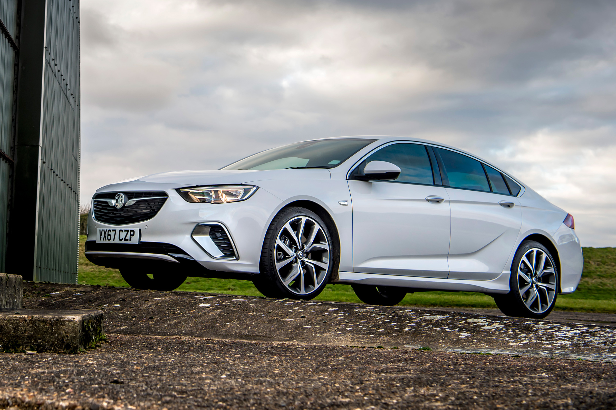 Vauxhall Insignia Grand Sport GSi BiTurbo – front quarter