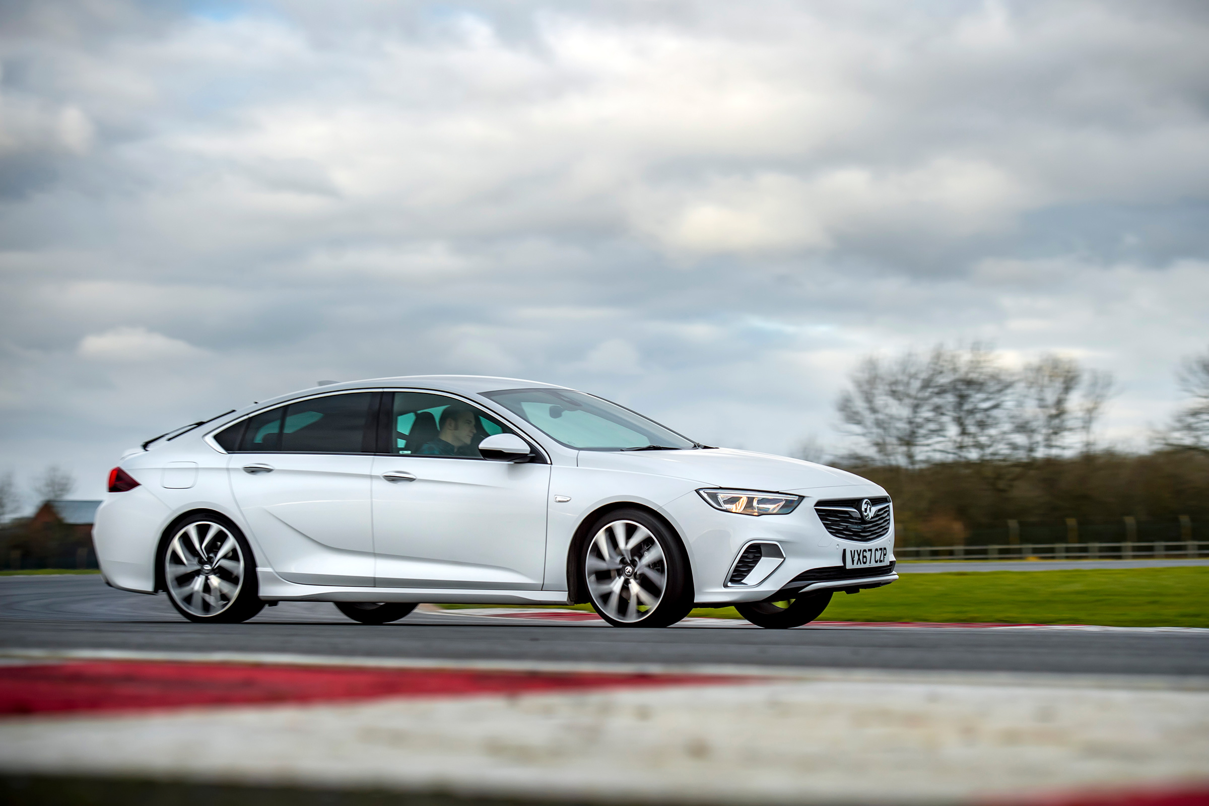Vauxhall Insignia Grand Sport GSi BiTurbo – side