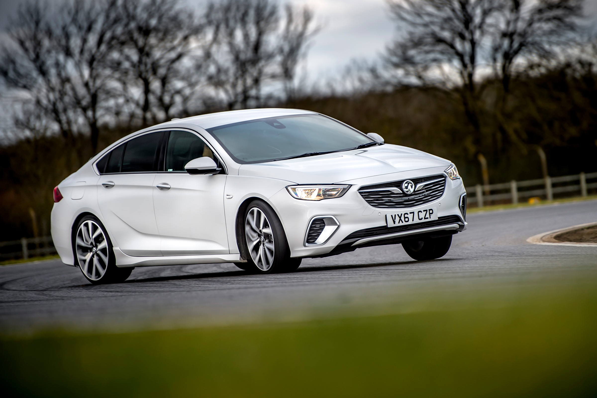 Vauxhall Insignia Grand Sport GSi BiTurbo – side