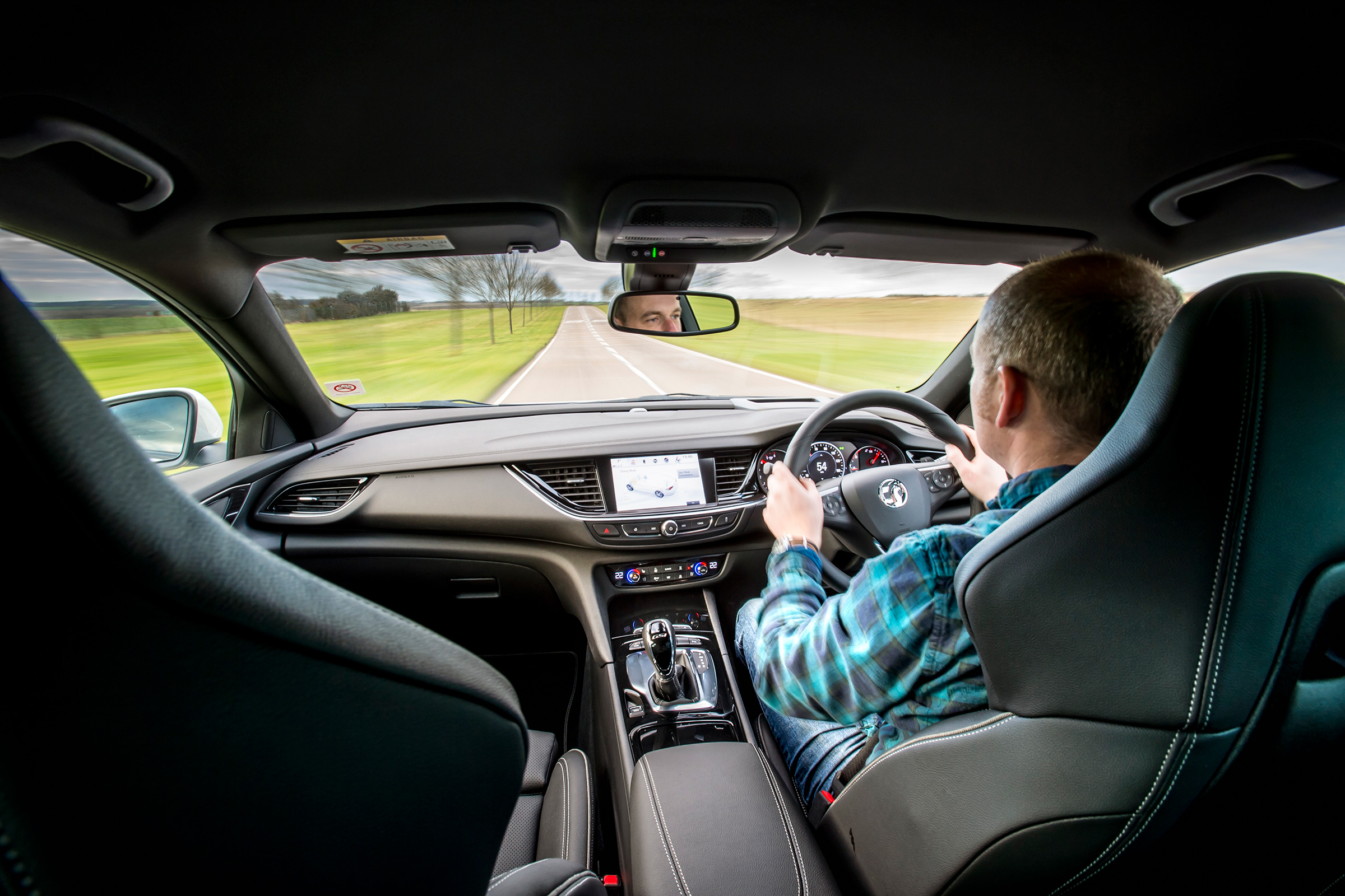 Vauxhall Insignia Grand Sport GSi BiTurbo – interior