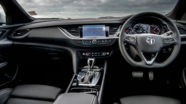 Vauxhall Insignia Grand Sport GSi BiTurbo – cabin