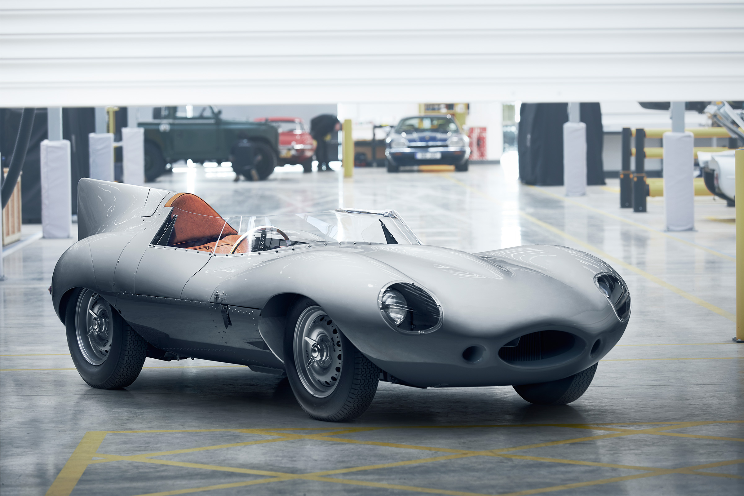 Jaguar D-Type – front quarter 