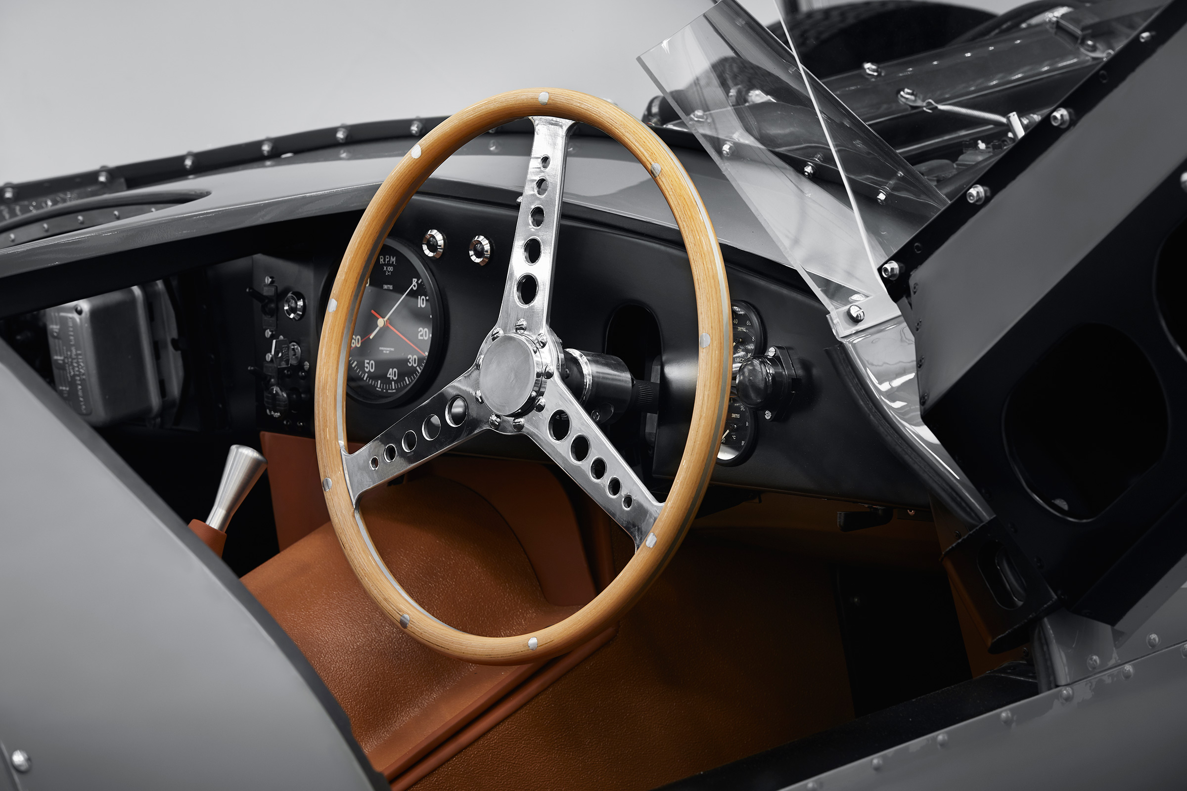 Jaguar D-Type – steering-wheel