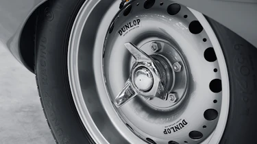 Jaguar D-Type – wheel