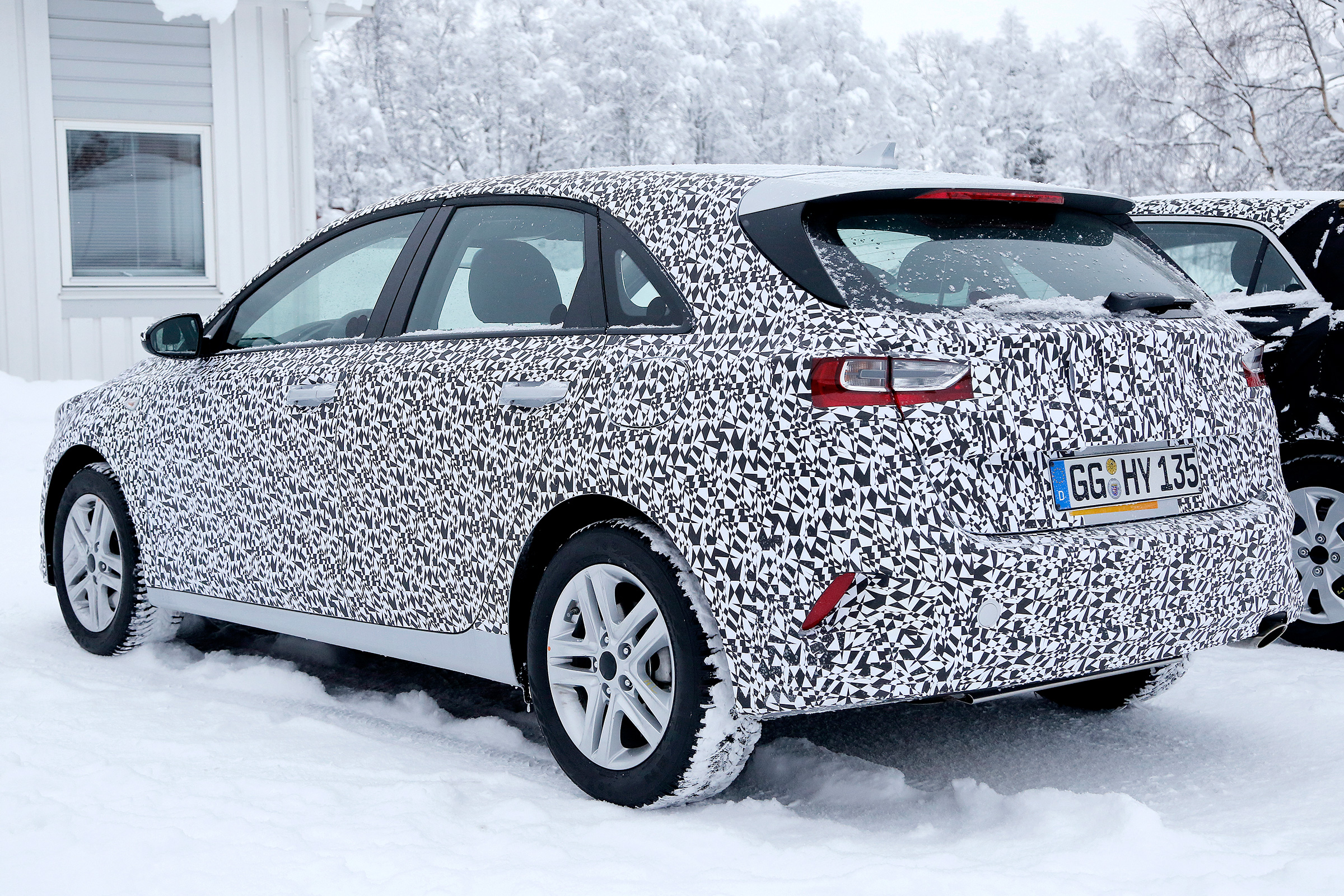 Kia Ceed third-gen – rear quarter