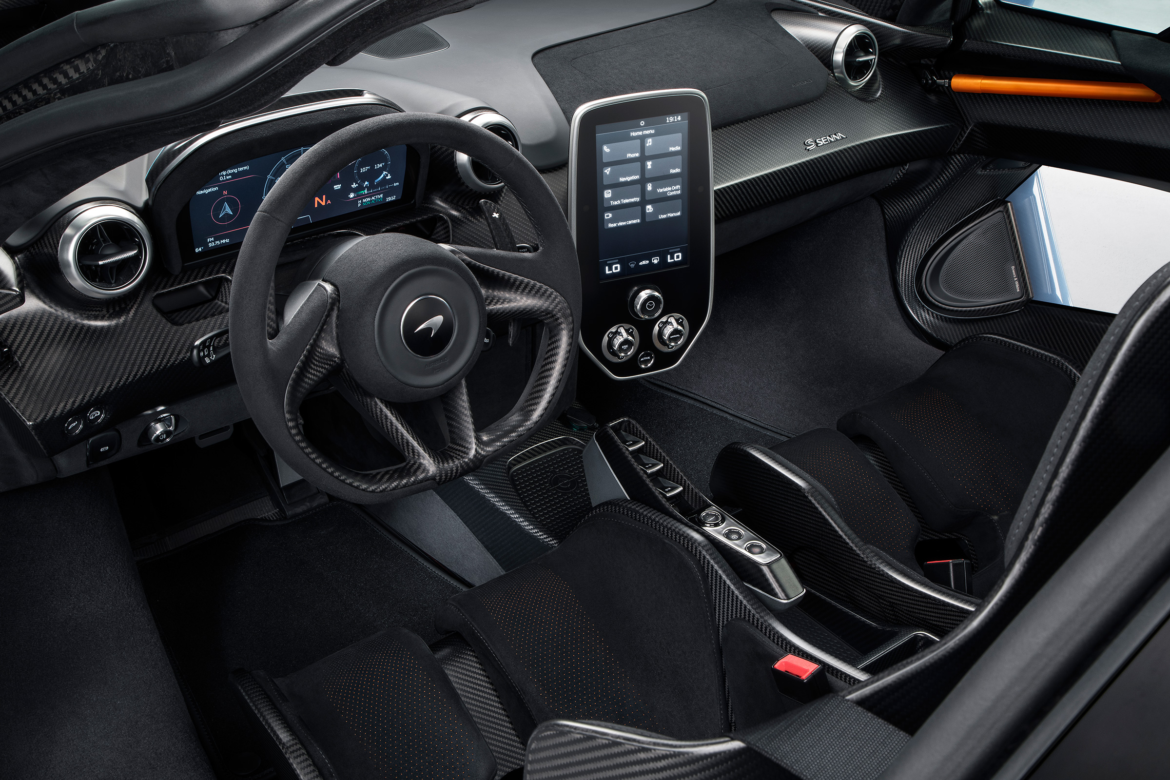 McLaren Senna – cabin