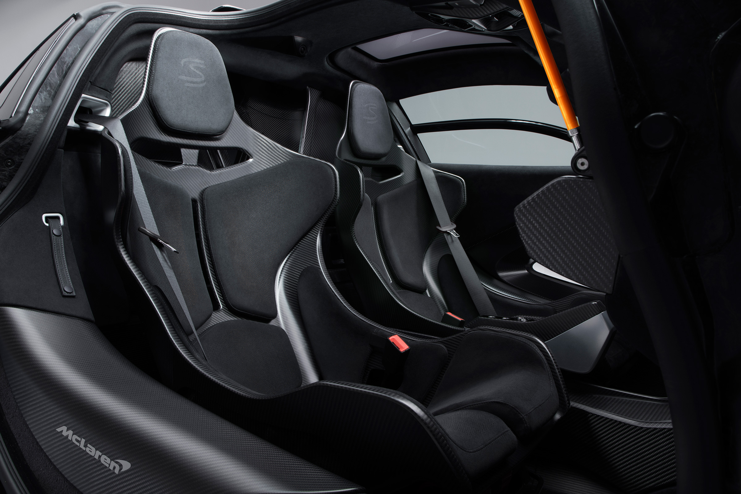 McLaren Senna – seats