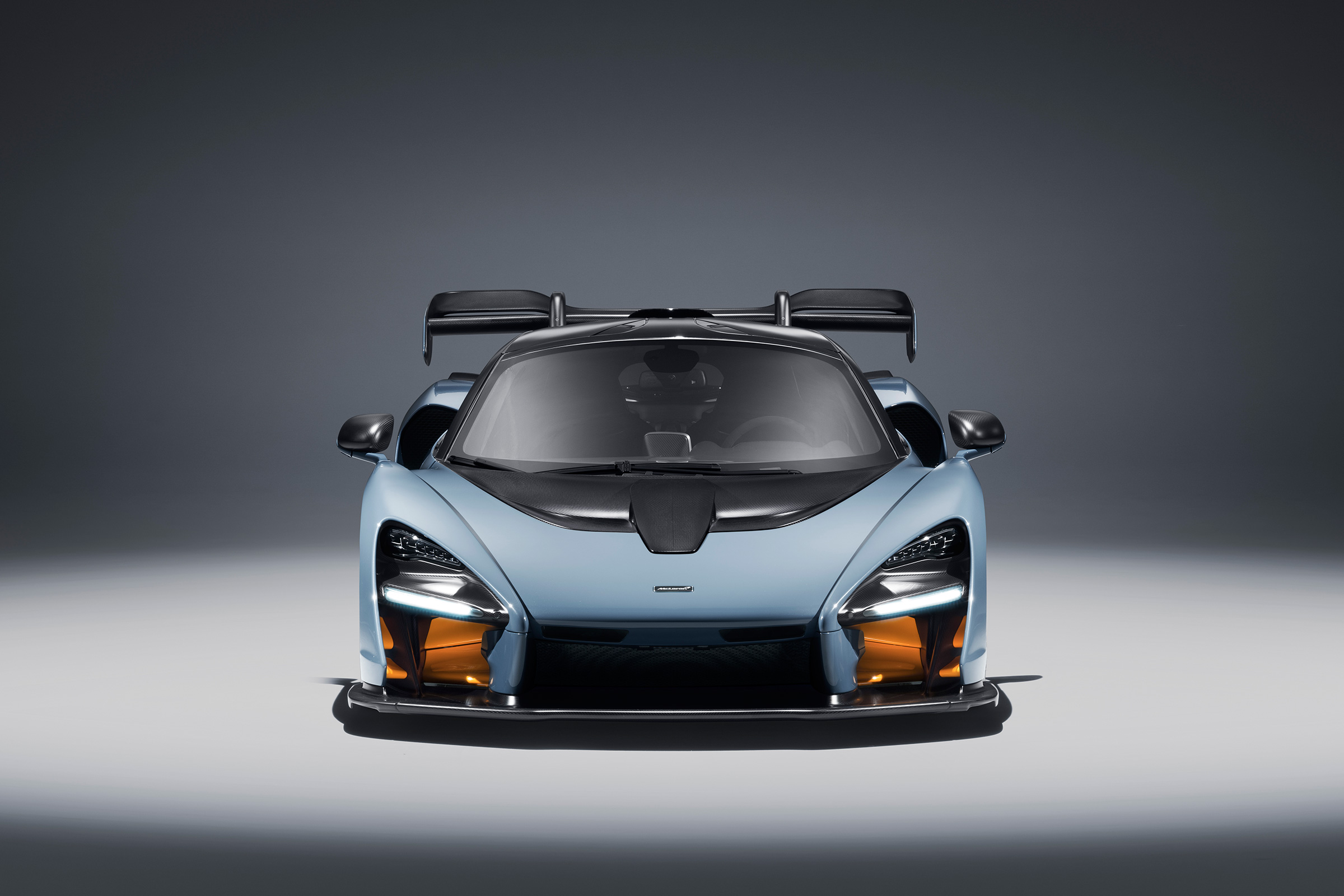 McLaren Senna – front