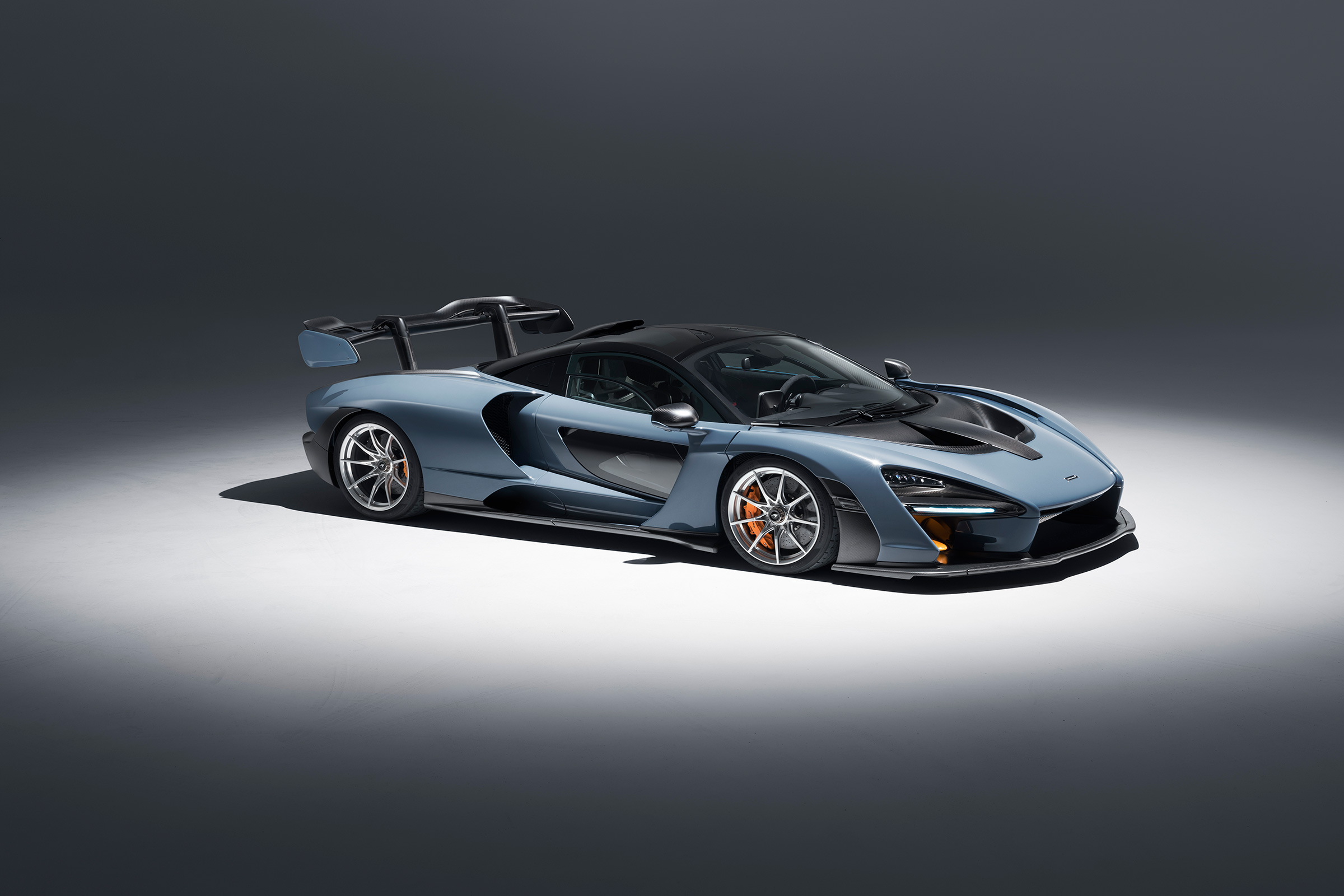 McLaren Senna – side