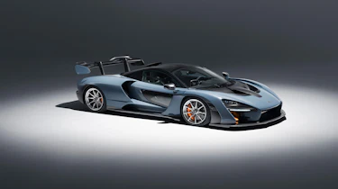 McLaren Senna – side