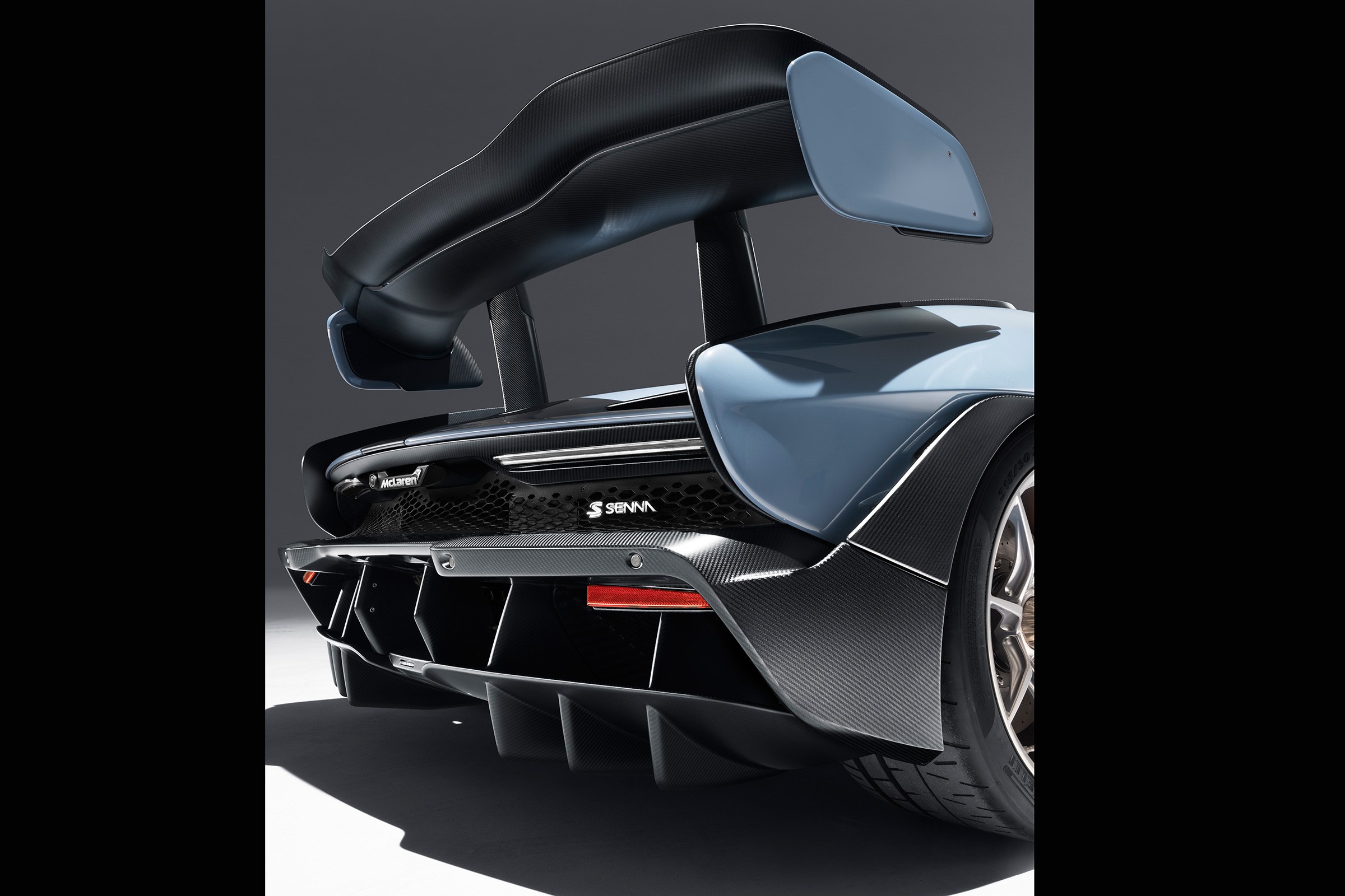 McLaren Senna – rear