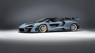 McLaren Senna – side