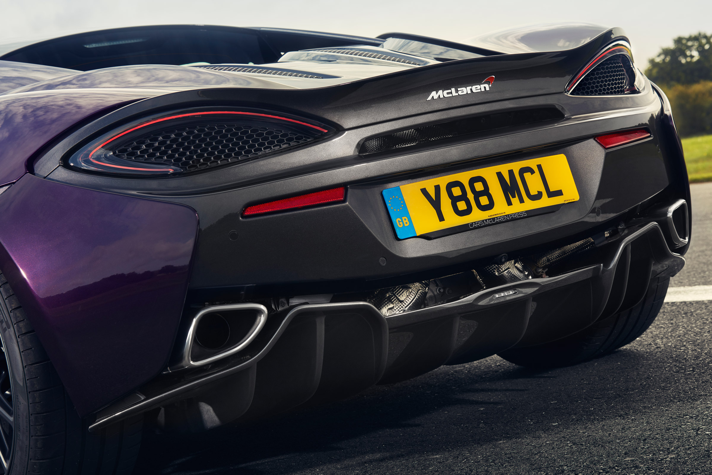 McLaren Special Operations announces extended range of Sport Series options