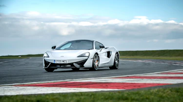 McLaren 570 GT Sportpack – front
