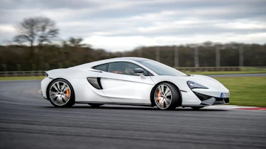 McLaren 570 GT Sportpack – side