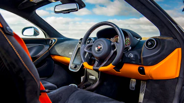 McLaren 570 GT Sportpack – interior