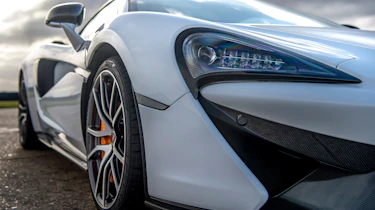 McLaren 570 GT Sportpack – headlight
