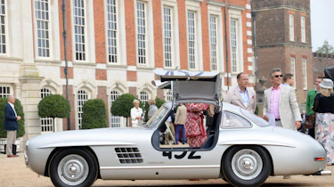Mercedes 300SL London concours