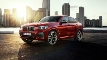 BMW X4 M40d - front quarter static