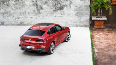 BMW X4 M40d - rear top