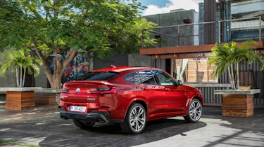 BMW X4 M40d - rear