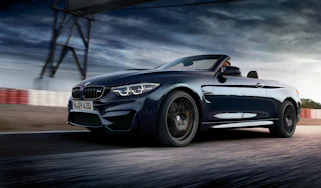 BMW M4 Convertible Edition - front
